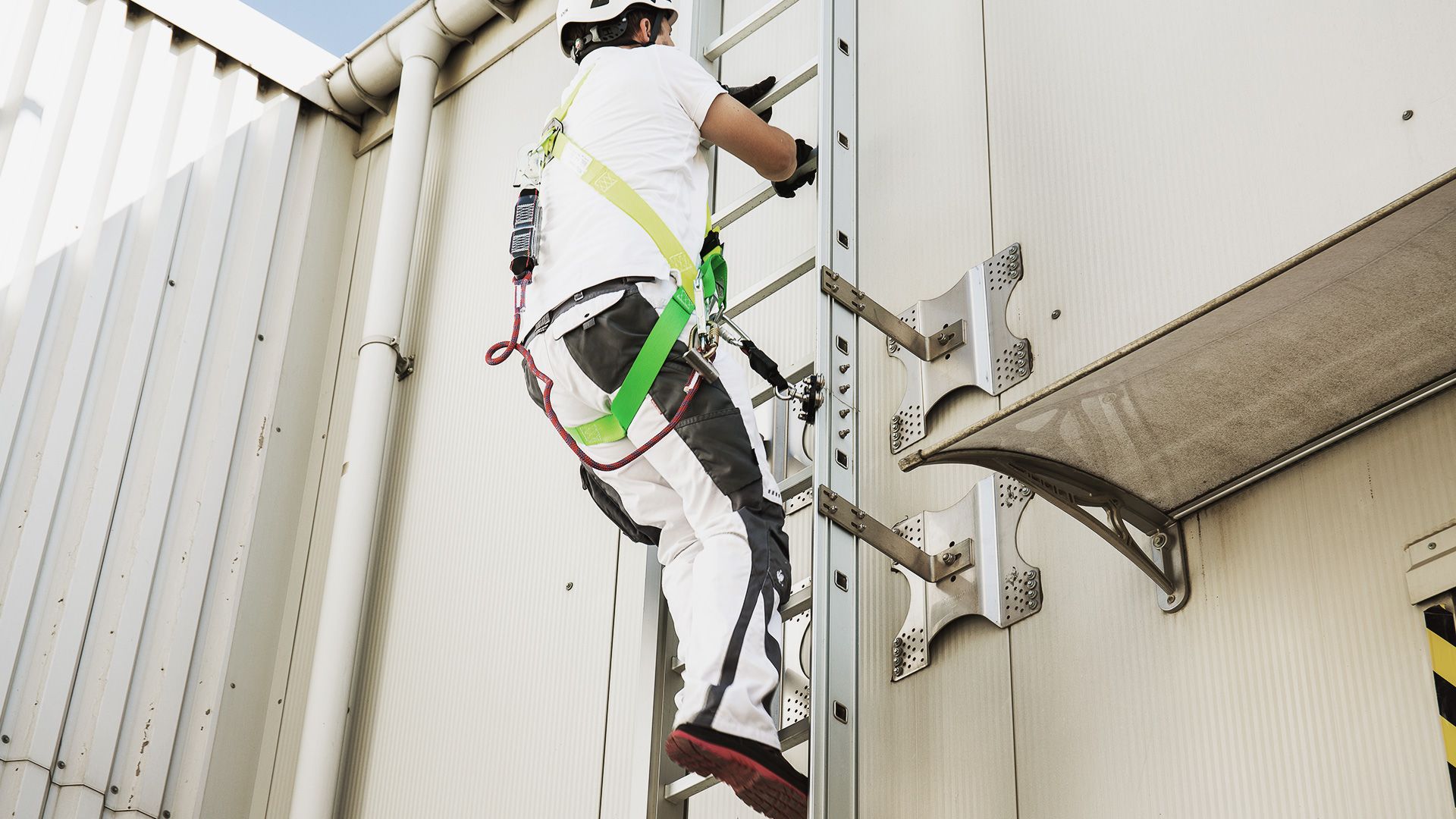 Installation at Saint-Gobain glass plant