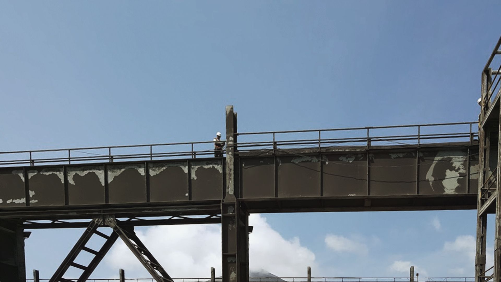 Securing gantry cranes in steel factory