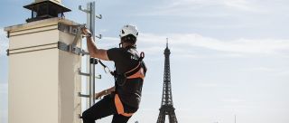 Mastladder for chimney maintenance in Paris
