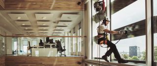 RopeClimber hoist safety equipment for window cleaning