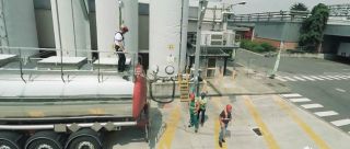 Fall arrest training unload trucks